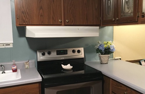 Lindseyville House | Bear Creek Getaway- Mammoth Cave & Nature Lovers Retreat!