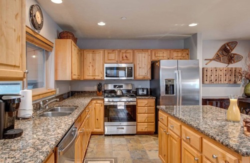 Bear Hollow Village House | Bear Hollow Retreat-Private Hot Tub + Near Canyons