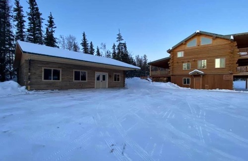 Palmer Bed & Breakfast | Bear's Den Room @ Alaska Knotty Pine B&B ~ Full size bed ~ Private bathroom