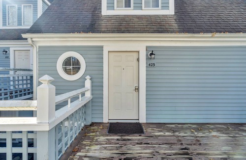 Norwich Villa | Beautiful 2 story 1 Bedroom Villa with two full bathrooms