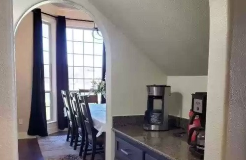 Springdale House | Beautiful country home in Cave Springs AR