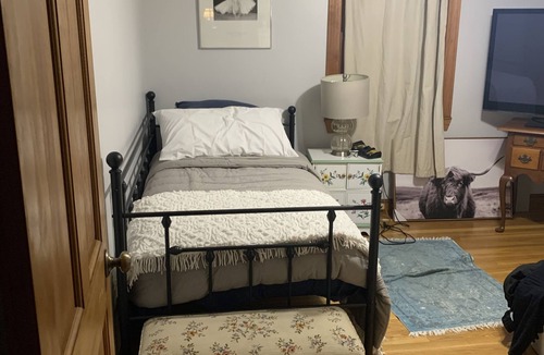 Walpole House | Beautiful Escape 3 miles from Gillette!