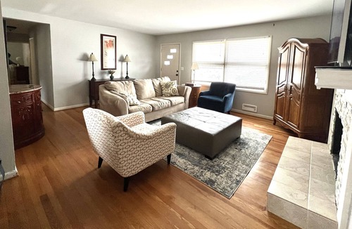 Fairway House | Beautiful Fairway Home