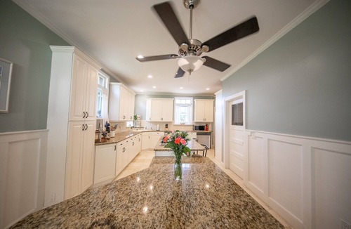 New London House | Beautiful home near Ocean Beach Park.
