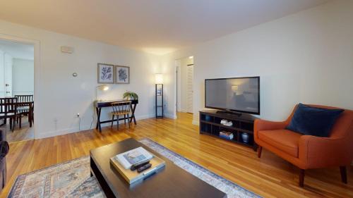 Brookline Apartment | Beautiful, Homey 1BR Close to Longwood Medical