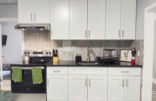 Forest Grove Apartment | Beautiful Indian Lake Unit, 1st Floor