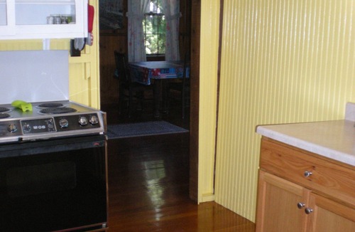 Orange Cottage | Beautiful Lakeside Waterfront Cottage with Private Beach