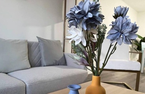 Johnstown Apartment | Beautiful Modern Apt - 5 Star Private Location