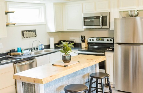 Black Fork Cabin | Beautiful, Modern Mountain Cabin with beautiful view. Close to ski resorts!