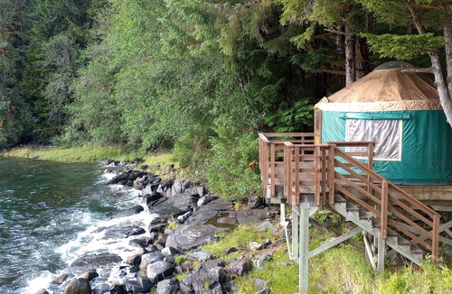 Loring Cabin | Beautiful Remote Waterfront Yurts,