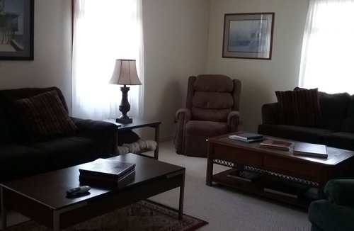 Eddyville House | Beautiful sunset views over Lake Barkley