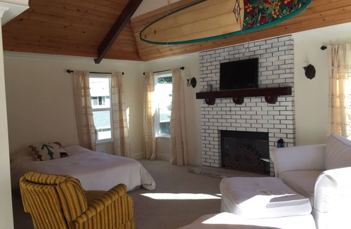 Callender House | Beautiful Vintage Schoolhouse