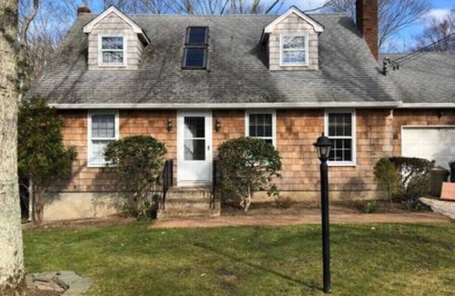 Tuckahoe House | Behind the Hedges with HEATED POOL