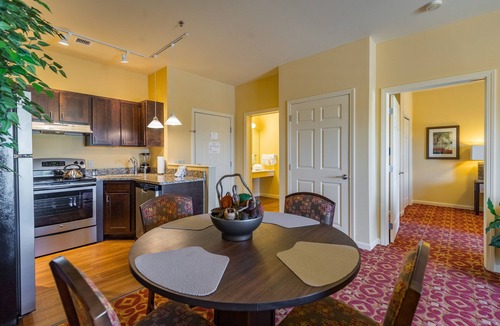Pittsfield Apartment | Berkshire Mountain Lodge