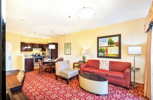 Pittsfield Apartment | Berkshire Mountain Lodge