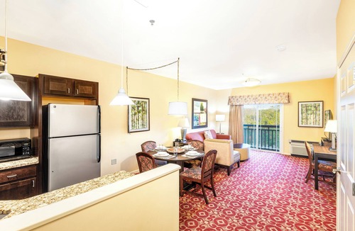 Pittsfield Apartment | Berkshire Mountain Lodge