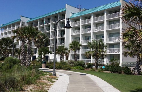 Downtown Myrtle Beach Hotel | Bermuda Sands On The Boardwalk