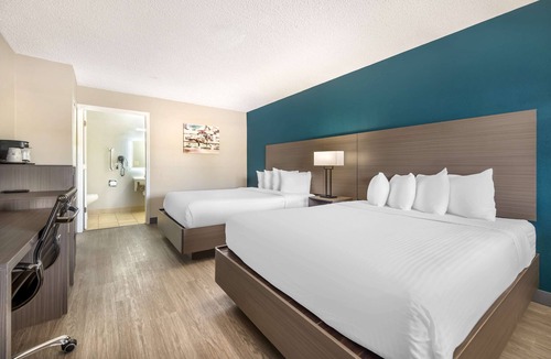 Jeffersonville - Clarksville Hotel | Best Western Green Tree Inn