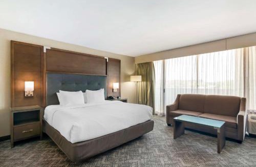 Kansas City Hotel | Best Western Plus Kansas City Sports Complex Hotel