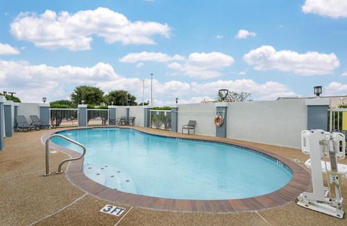 McKinney Hotel | Best Western Plus McKinney Inn and Suites