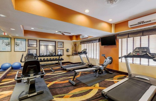 Rockwall Hotel | Best Western Plus Rockwall Inn & Suites