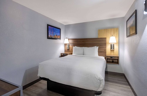 Maryland Heights Hotel | Best Western Plus St. Louis West-Westport