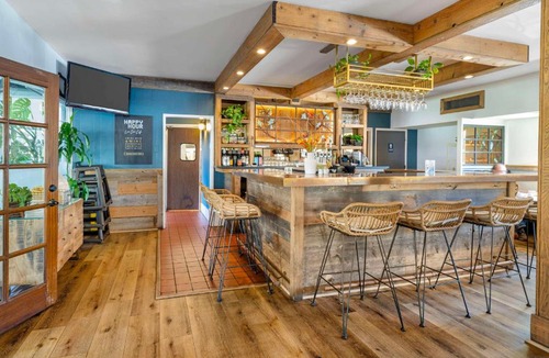 Oak Park Hotel | Best Western Plus Santa Barbara
