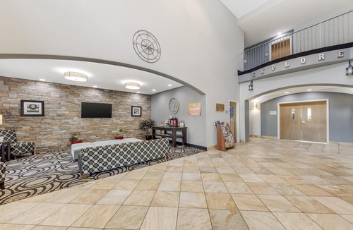 Madill Hotel | Best Western Plus Sand Bass Inn & Suites