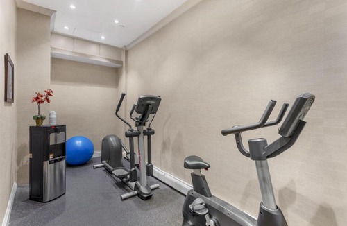 Queens Hotel | Best Western Queens Gold Coast