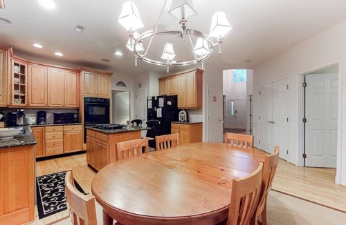 Ocean View House | Bethany Lakes house with a community pool, gym, tennis & free WiFi