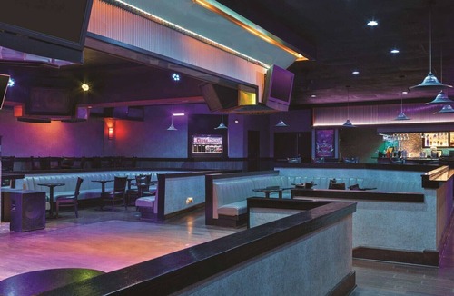 Fort Worth Hotel | Better Choice for your Vacation! 3 Comfortable Units, Free Parking, Indoor Pool