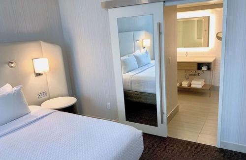 Downtown Columbus Hotel | Better Choice For Your Vacation! Pet-Friendly, Near Victorian Village