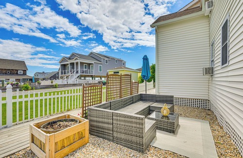 Old Lyme Apartment | Bike, Crab & Golf: Beach Retreat in Old Lyme