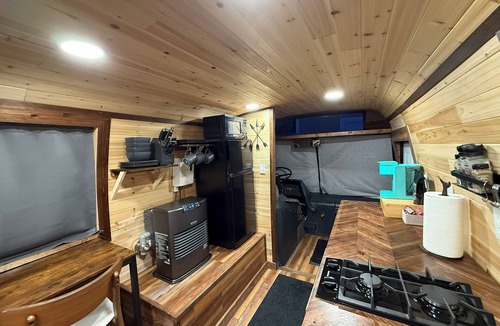 Badger House | Birch Bus in North Pole Alaska