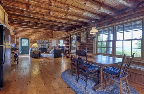Minturn Cabin | Black Point Hideaway - Private Oceanfront Property