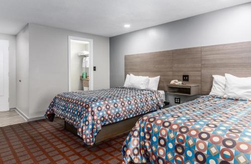 Eastham Hotel | Blue Dolphin Inn