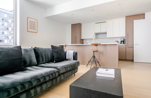 Shawmut Apartment | Blueground | South End, pool, nr Boston Common