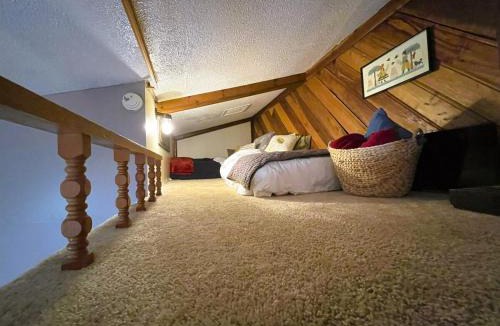 McGregor Apartment | Bluffside Chalet Suite