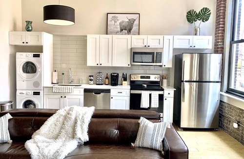 River Market Apartment | Boho Loft in Rivermarket