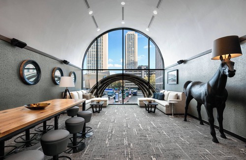 Waterfront Hotel | Boston Marriott Long Wharf