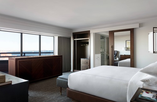 Waterfront Hotel | Boston Marriott Long Wharf