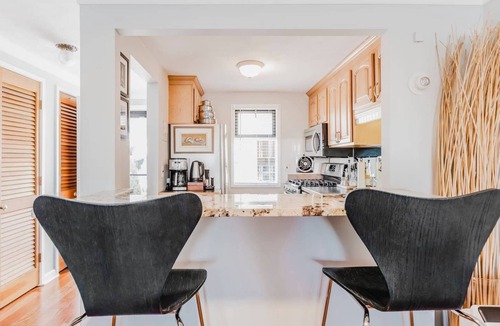 Norwood Condo | Boston - Norwood, Stylish Apartment