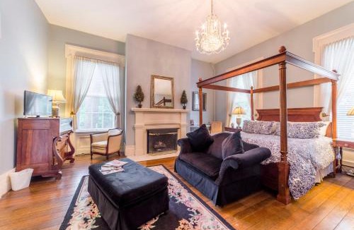 Bardstown Bed & Breakfast | Bourbon Manor Bed & Breakfast Inn