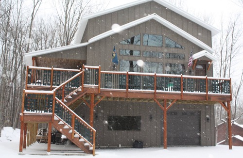 Jay Ski Chalet | Brand new Ski Chalet 4 miles to Jay Peak