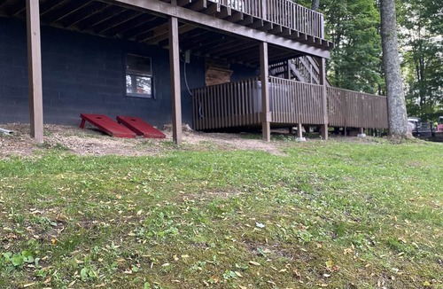 French Creek Cabin | Breathtaking Mountain View in Wild and Wonderful WV! Hot tub! Breathtaking views