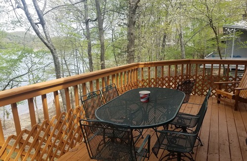 Lost Bridge Village House | Breeze-Lakefront-Close to Pool & Marina! Very Nice Spacious Home-3 Decks