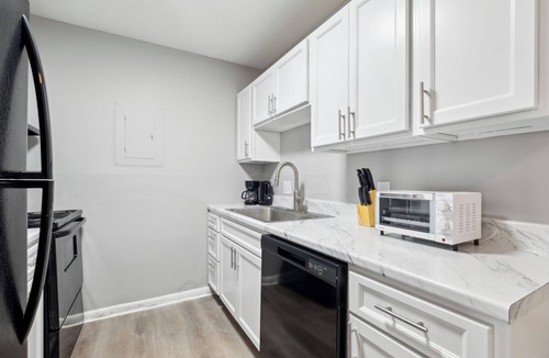 Nashville Apartment | Brentwood C2 I Cozy & Comfy I 1Bd I Free Parking