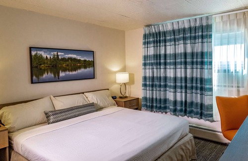 Fairbanks Hotel | Bridgewater Hotel, Trademark Collection by Wyndham