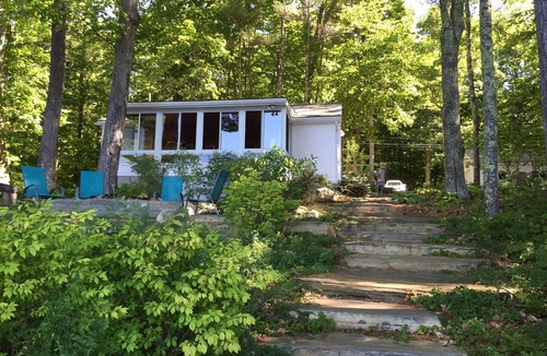 Raymond Cottage | Bright and cozy waterfront home on Panther Pond with stunning lake views!