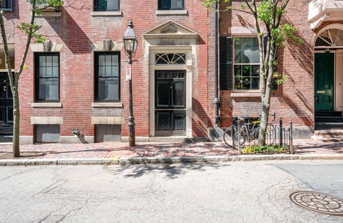 Beacon Hill Apartment | Bright Beacon Hill 1BR near Boston Common